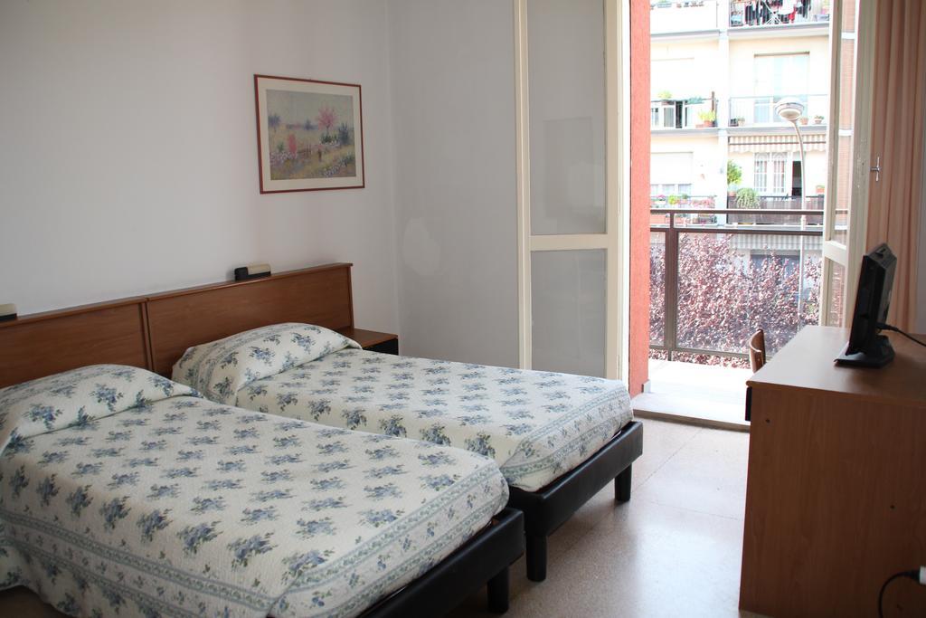 Nuovo Hotel San Martino Snc カザレッキオ・ディ・レーノ 部屋 写真